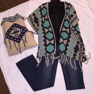 2 Piece Red Camel Sweater Combo!! 🐪🐪🐪